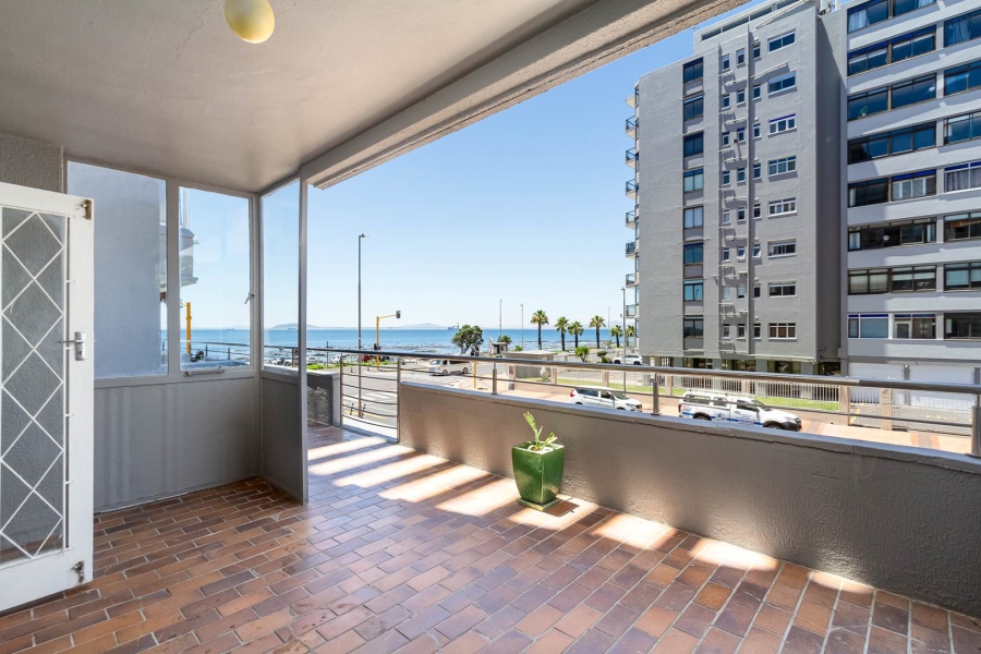 1 Bedroom Property for Sale in Mouille Point Western Cape